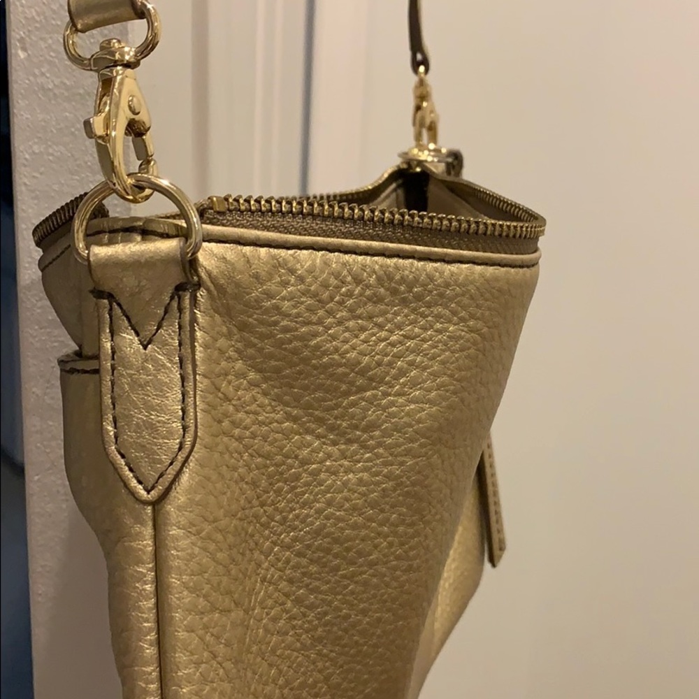 Purse - Picture 2 of 3